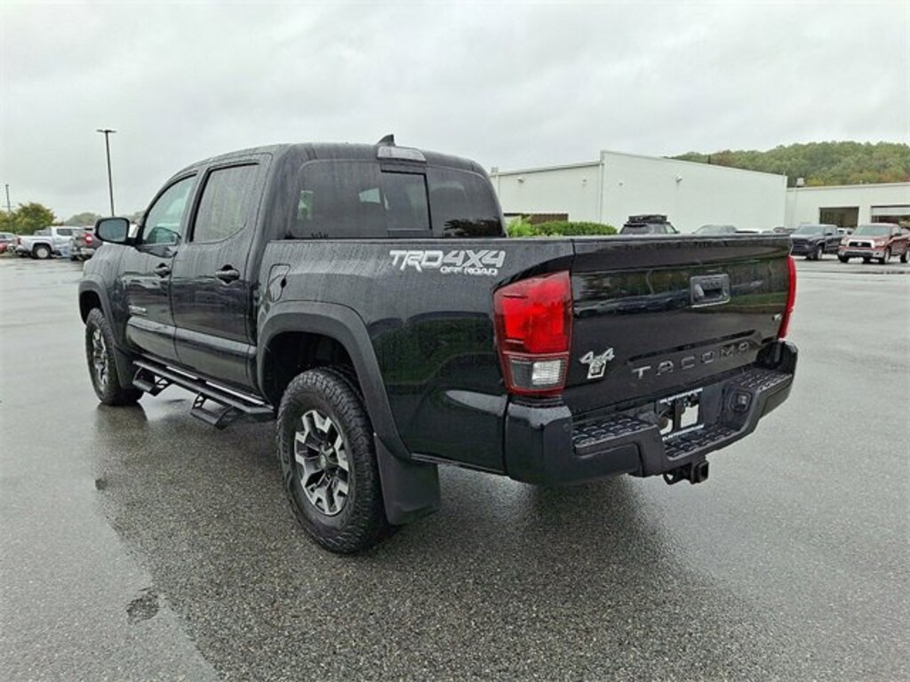 Certified 2019 Toyota Tacoma 4WD TRD Off-Road Truck Double Cab