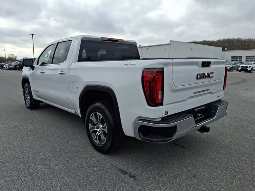 Used 2025 GMC Sierra 1500 SLT Truck Crew Cab