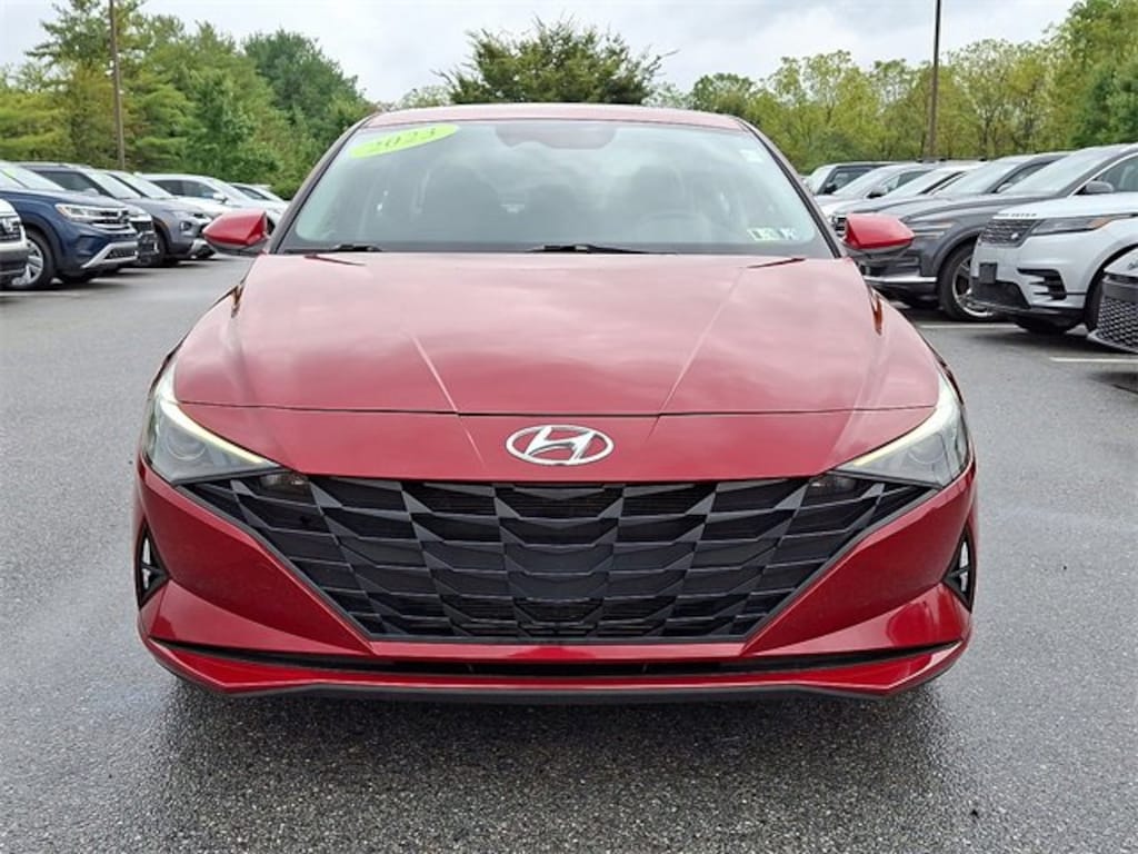 Used 2023 Hyundai Elantra SEL Sedan