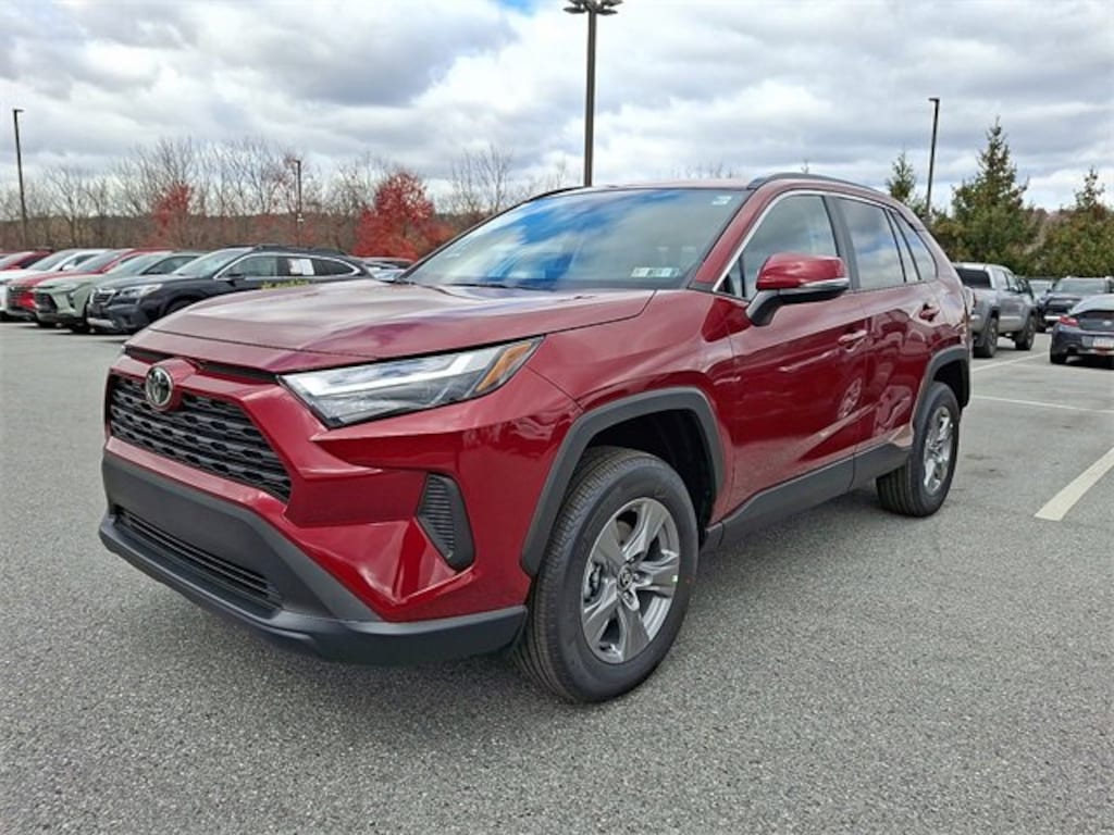 New 2025 Toyota RAV4 XLE SUV