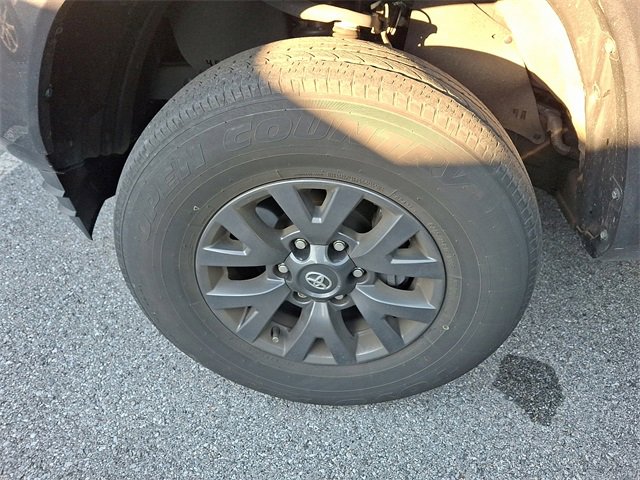 2022 Toyota Tacoma SR Double Cab photo 3