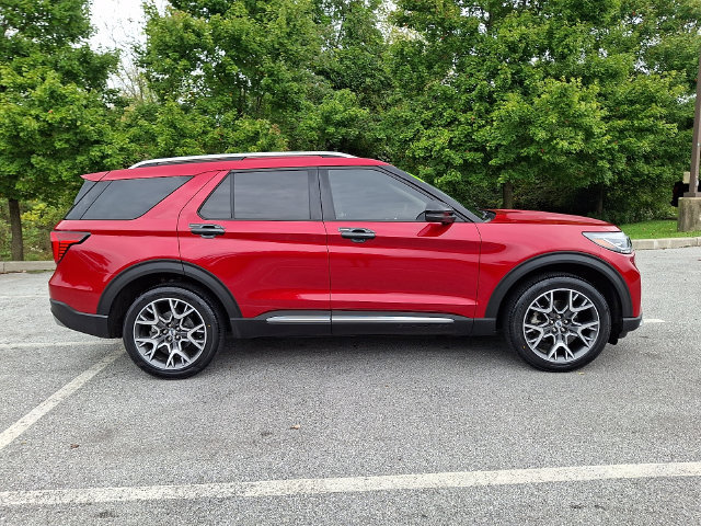 2025 Ford Explorer Platinum - Photo 7