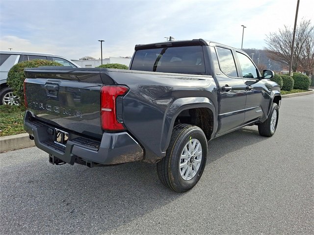 2025 Toyota Tacoma SR5 photo 4