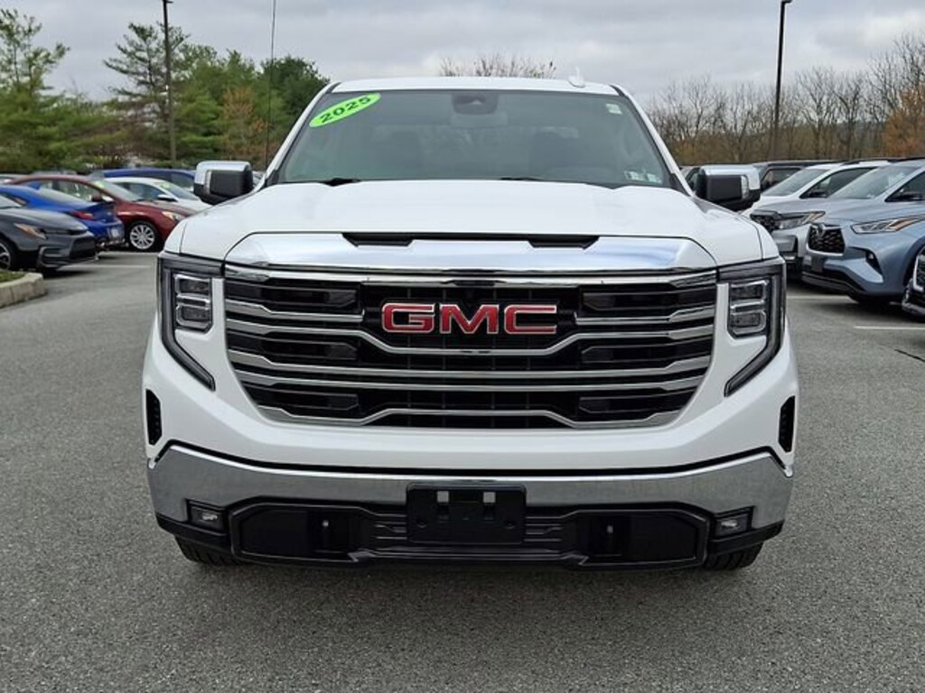 Used 2025 GMC Sierra 1500 SLT Truck Crew Cab