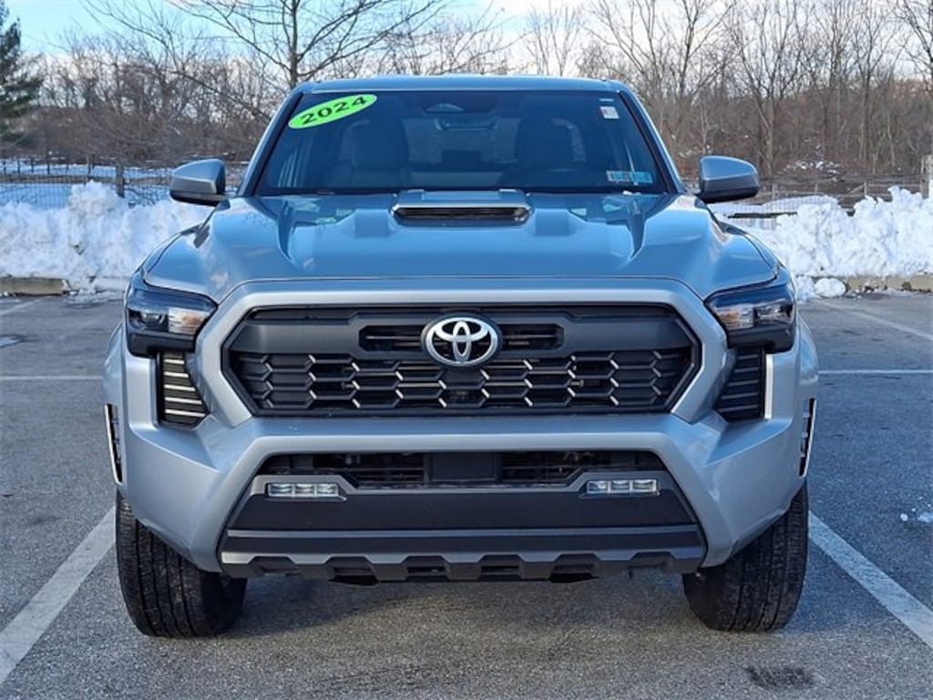 Used 2024 Toyota Tacoma 4WD TRD Sport Truck Double Cab