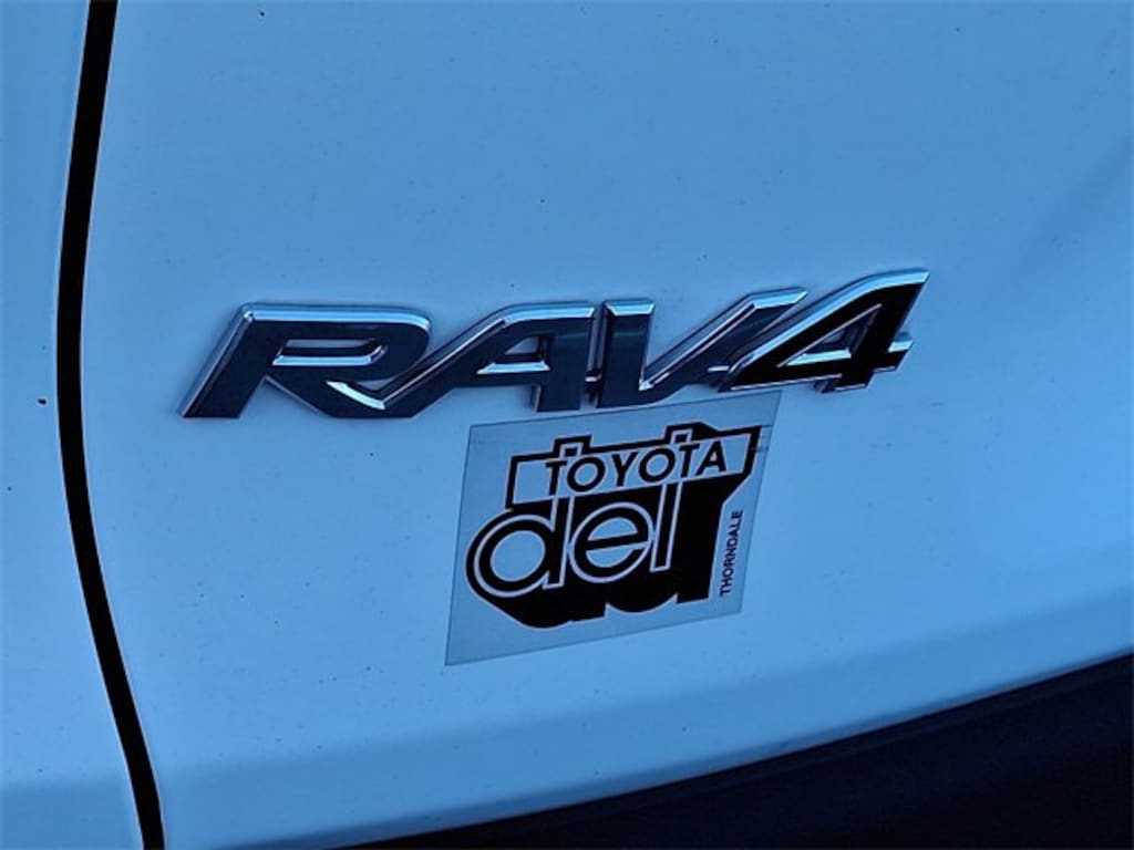 Used 2023 Toyota RAV4 Hybrid XLE SUV
