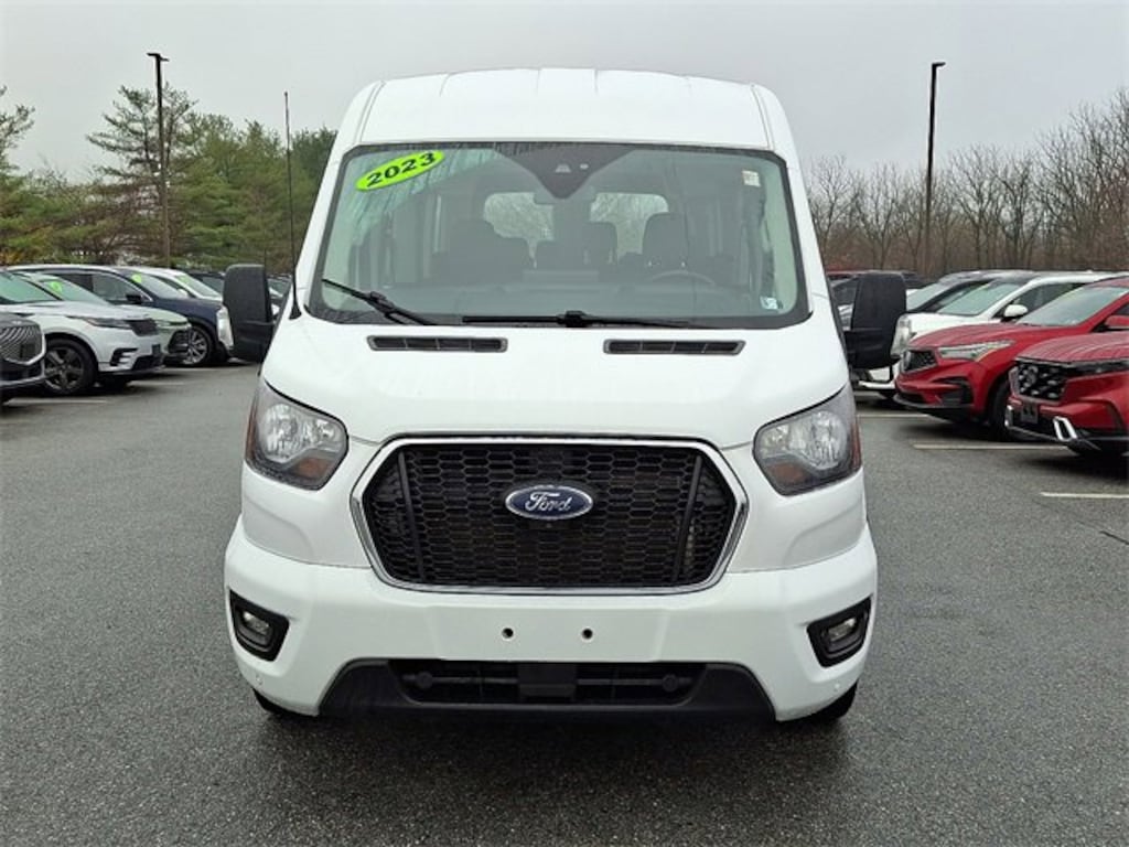 Used 2023 Ford Transit Passenger Wagon XLT Wagon Medium Roof Van