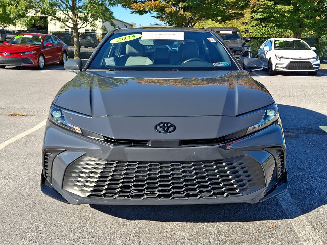 Certified 2025 Toyota Camry SE Sedan