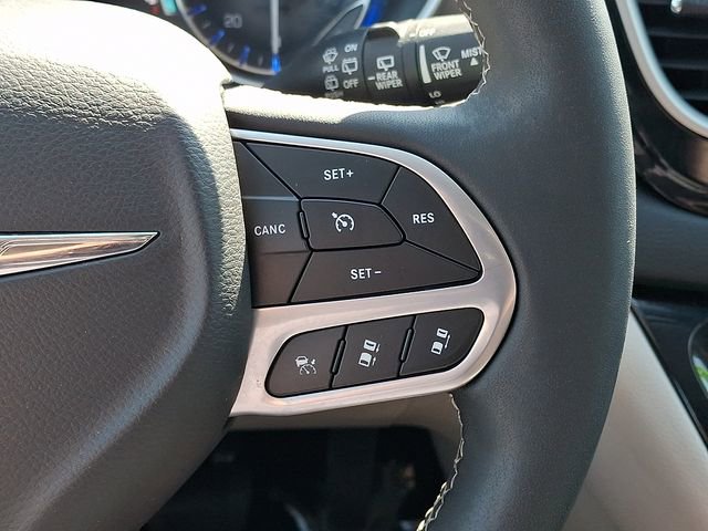 2023 Chrysler Pacifica Touring L - Photo 22