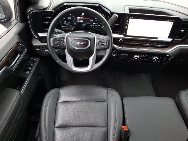 2025 GMC Sierra 1500 SLT - Photo 11
