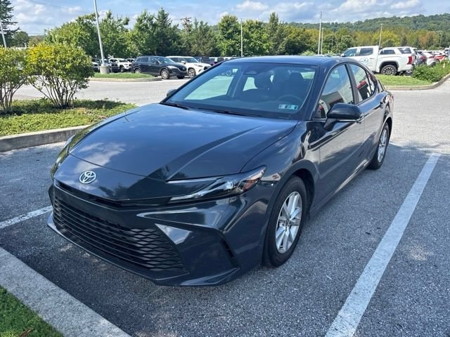 2025 Toyota Camry Sedan 