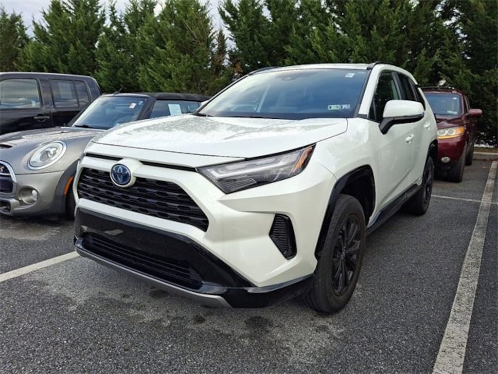 Certified 2022 Toyota RAV4 Hybrid SE SUV