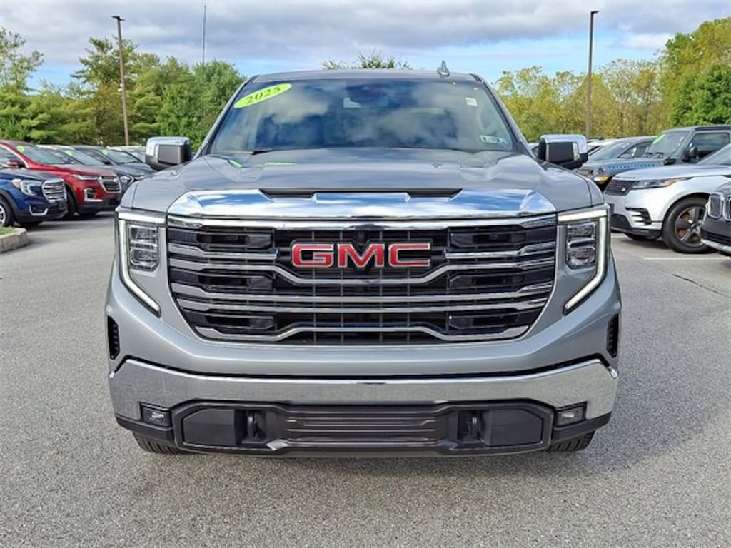 Used 2025 GMC Sierra 1500 SLT Truck Crew Cab
