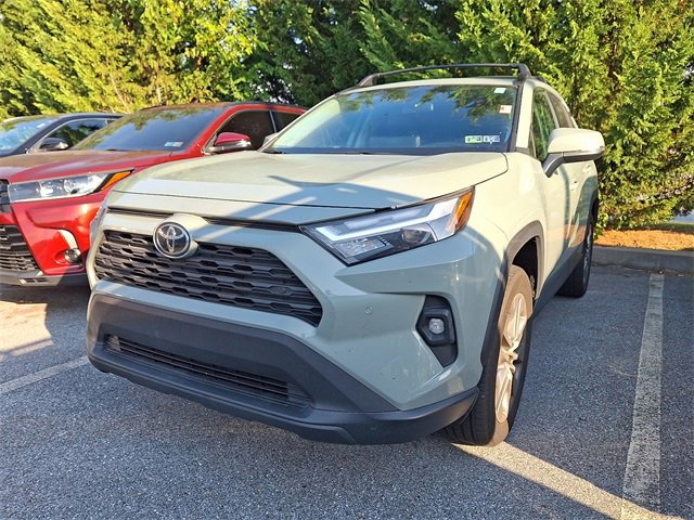 2023 Toyota RAV4 XLE Premium photo 2