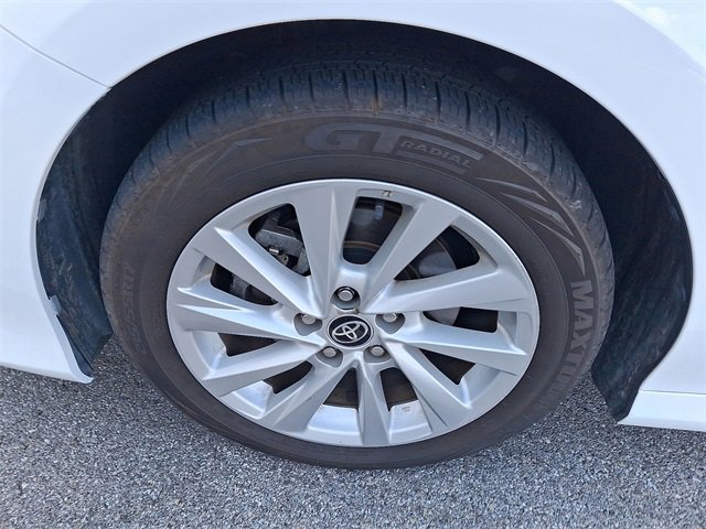 2022 Toyota Camry LE photo 3