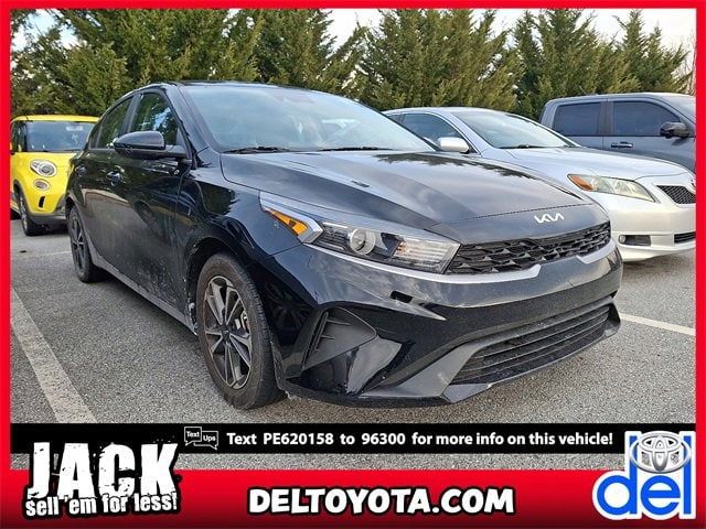 2023 Kia Forte LXS's photo