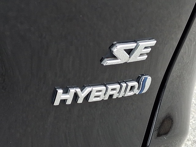 2023 Toyota RAV4 SE - Photo 29