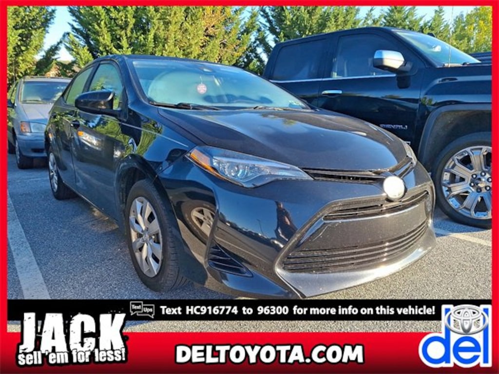 Used 2017 Toyota Corolla LE Sedan