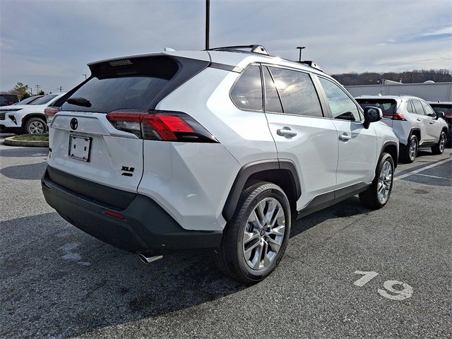 2025 Toyota RAV4 XLE Premium photo 2