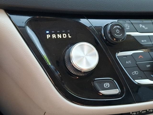 2023 Chrysler Pacifica Touring L - Photo 15