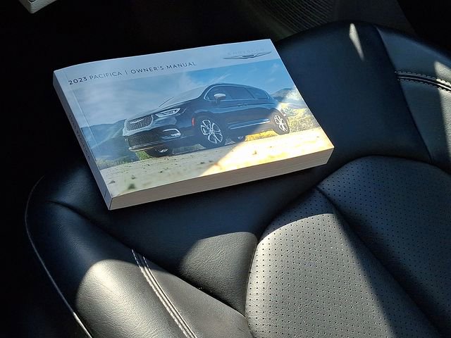 2023 Chrysler Pacifica Touring L - Photo 27
