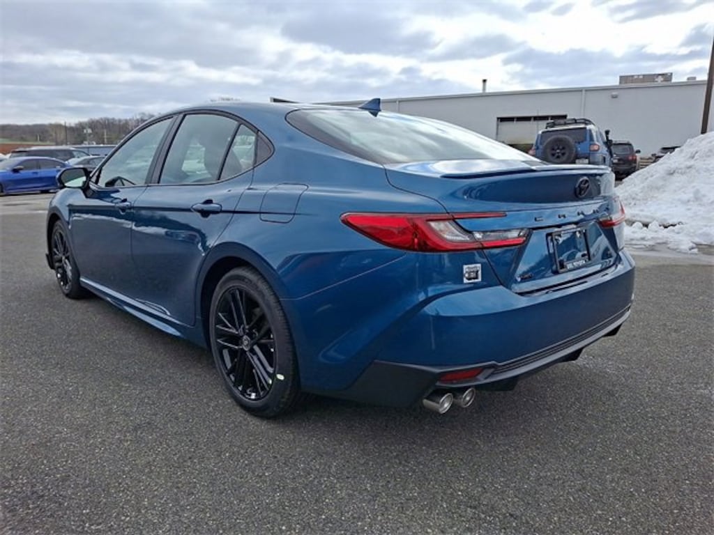 New 2026 Toyota Camry SE Sedan