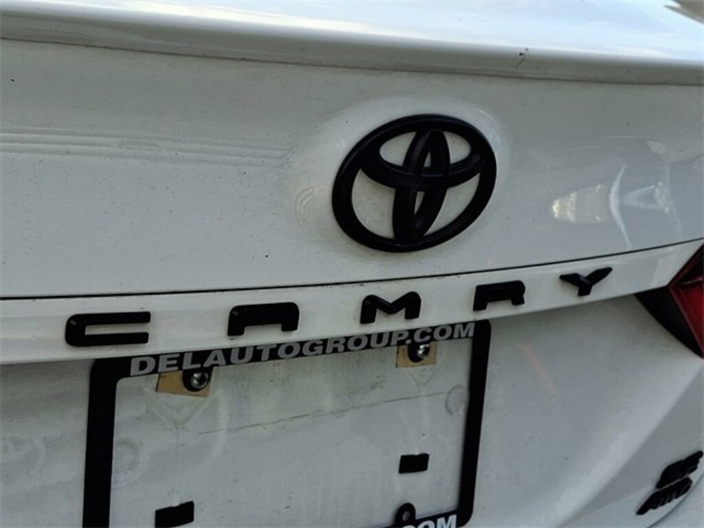 Used 2023 Toyota Camry SE Sedan