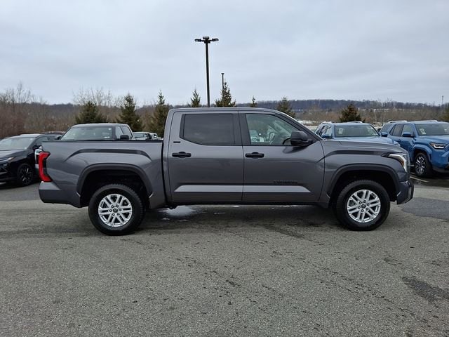 2024 Toyota Tundra SR5 - Photo 7