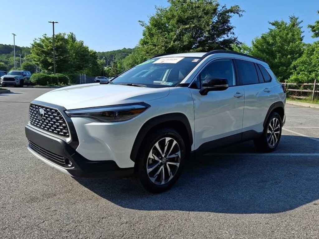 Certified 2025 Toyota Corolla Cross XLE SUV
