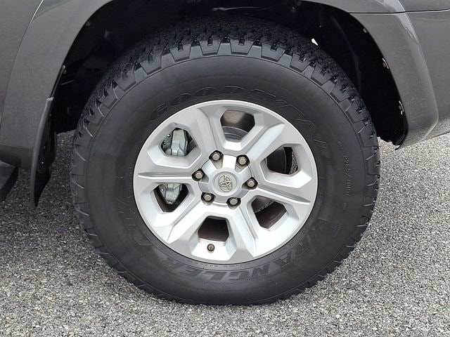 2014 Toyota 4Runner SR5 - Photo 8