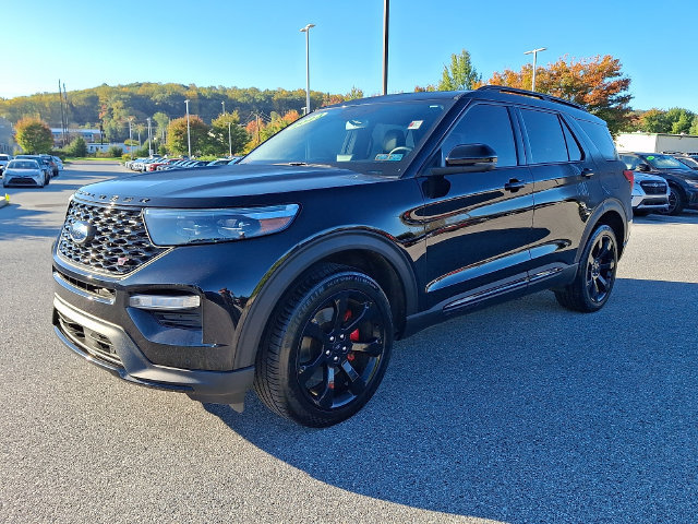 2023 Ford Explorer ST - Photo 3