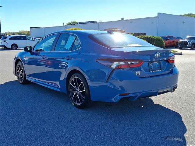 2023 Toyota Camry SE photo 4