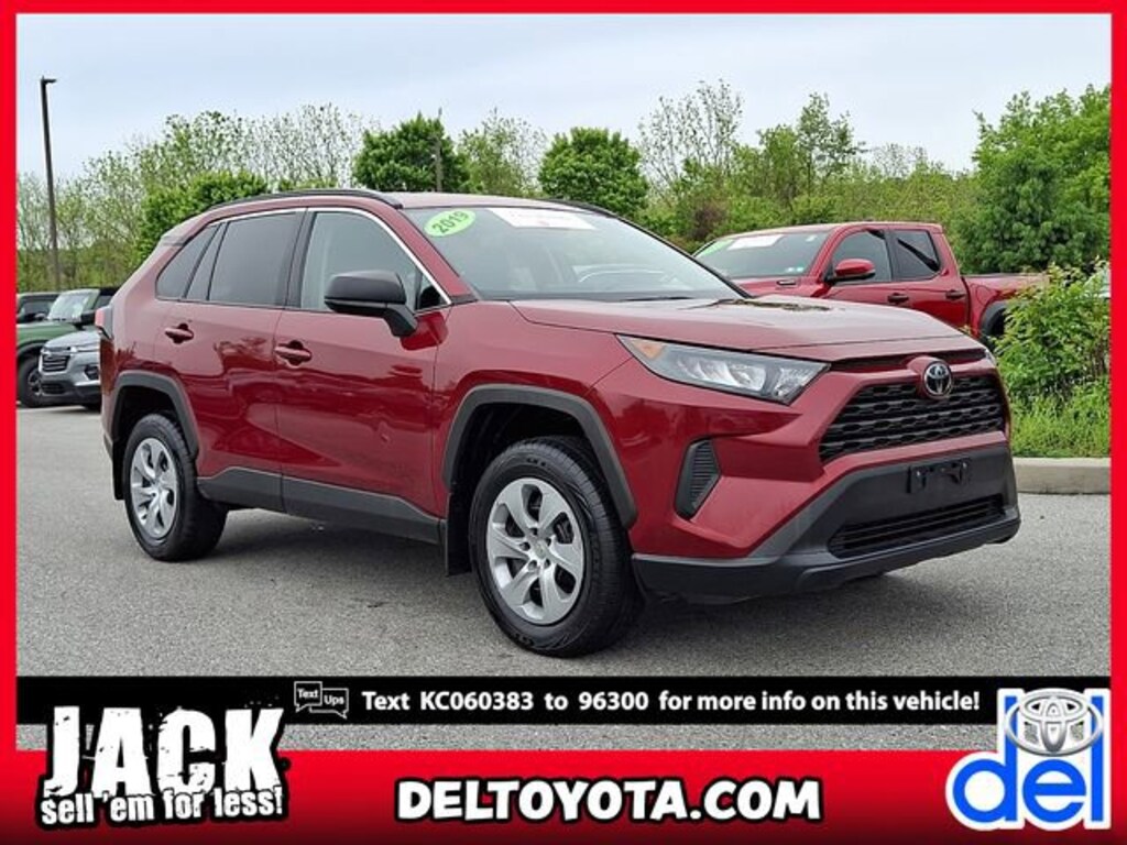 Used 2019 Toyota RAV4 LE SUV