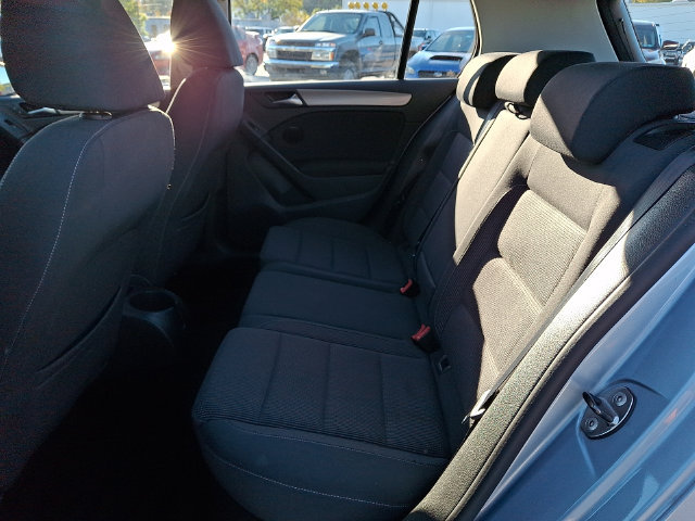 2010 Volkswagen Golf Base - Photo 13
