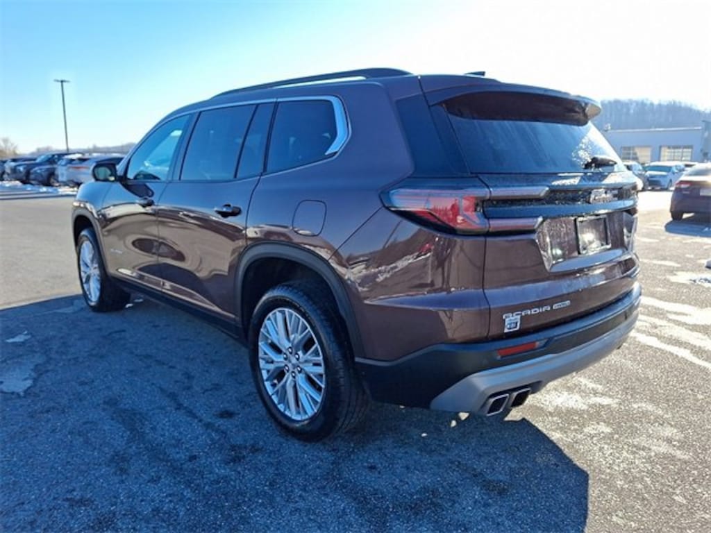 Used 2024 GMC Acadia AWD Elevation SUV