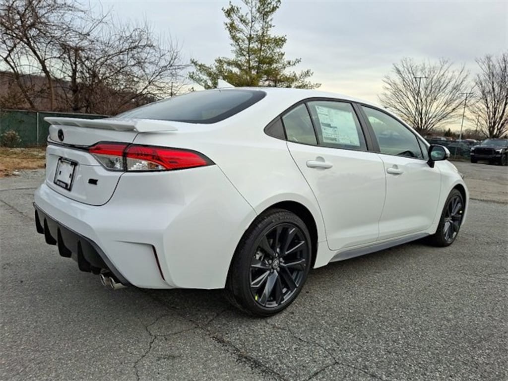New 2026 Toyota Corolla SE Sedan