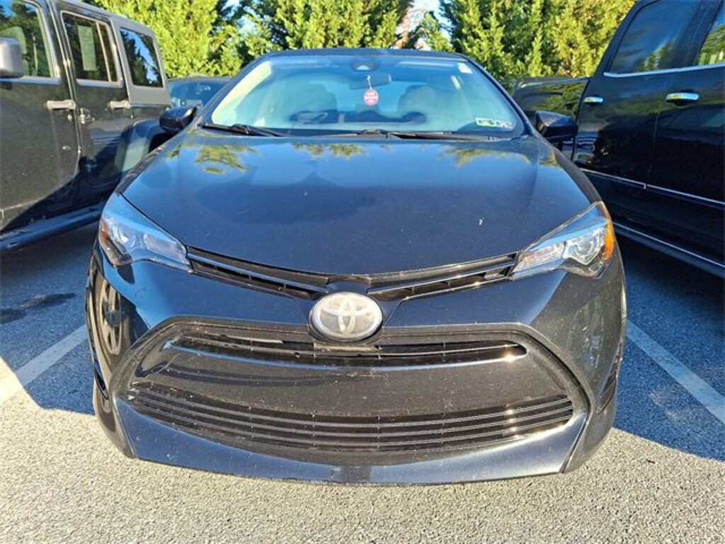 Used 2017 Toyota Corolla LE Sedan