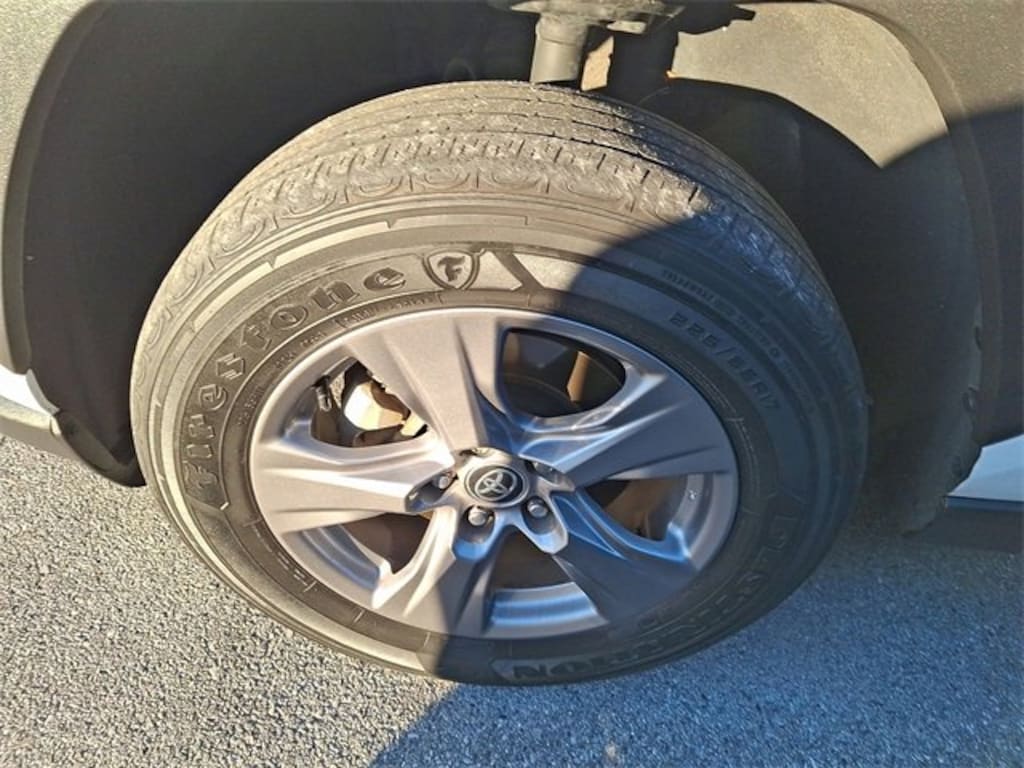 Used 2023 Toyota RAV4 Hybrid XLE SUV