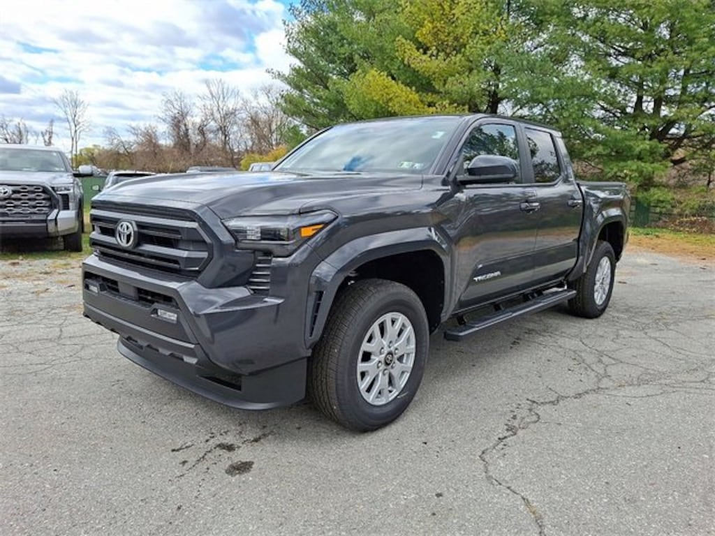 New 2025 Toyota Tacoma SR5 Truck Double Cab
