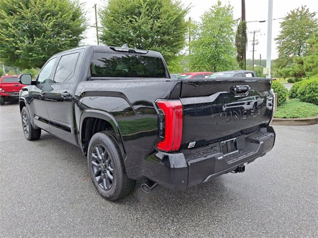 New 2025 Toyota Tundra i-FORCE MAX Platinum i-FORCE MAX Truck CrewMax