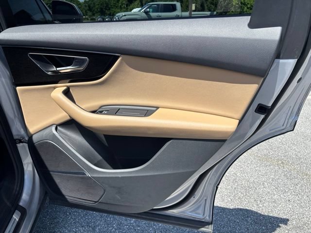 2022 Audi Q7 Premium Plus - Photo 8