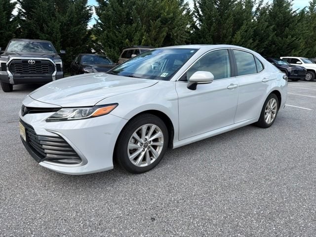 2023 Toyota Camry Sedan 