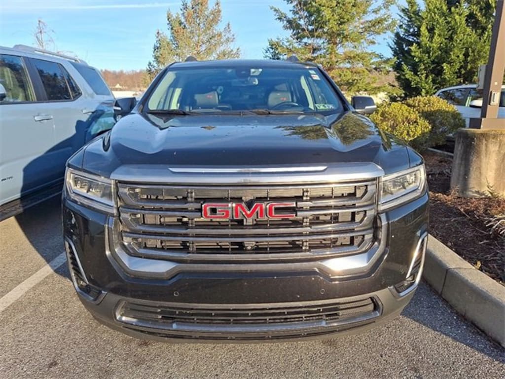 Used 2022 GMC Acadia AT4 SUV