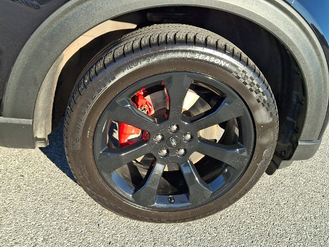 2023 Ford Explorer ST - Photo 8