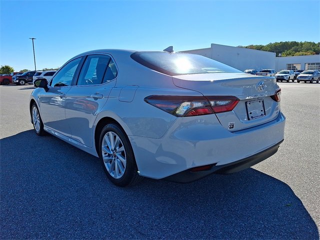 2024 Toyota Camry LE photo 4