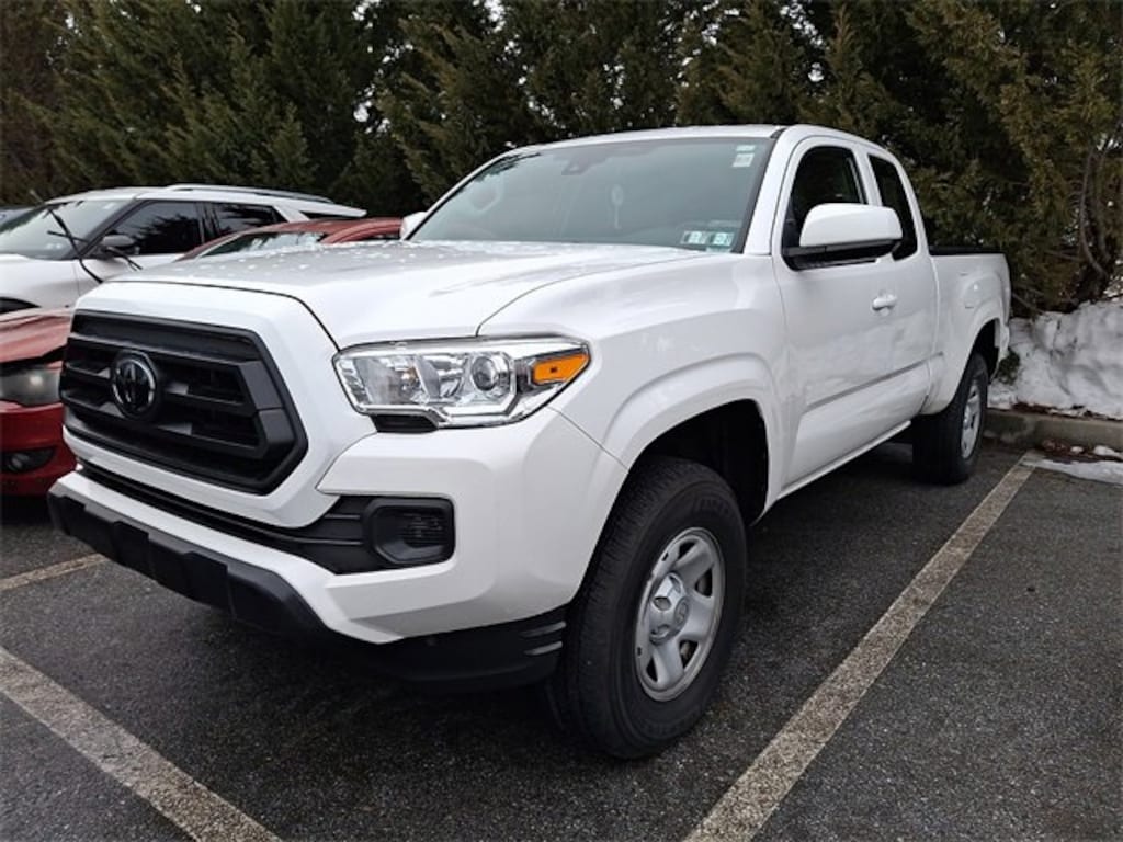 Certified 2023 Toyota Tacoma 4WD SR Truck Access Cab