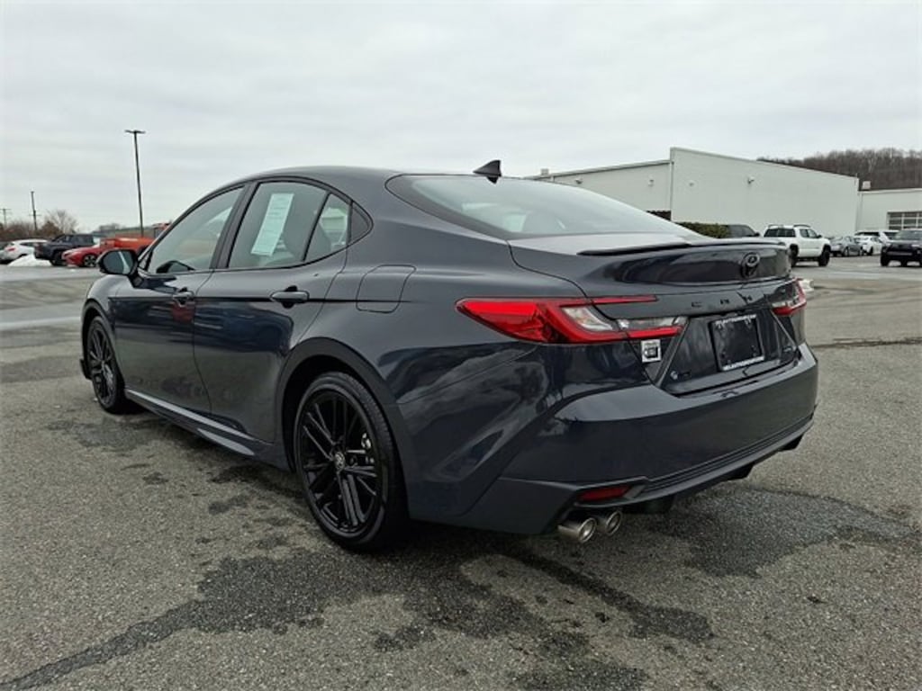 Certified 2025 Toyota Camry SE Sedan