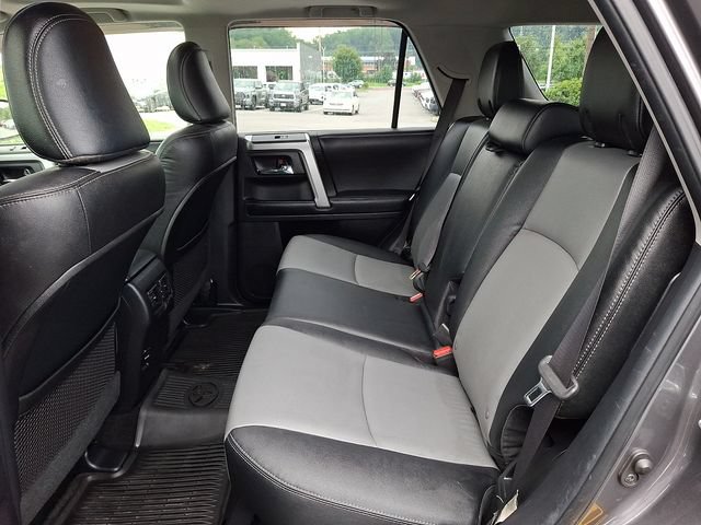 2014 Toyota 4Runner SR5 - Photo 10