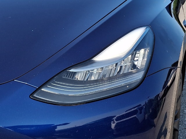2021 Tesla Model Y Long Range - Photo 9