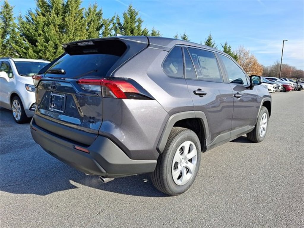 New 2025 Toyota RAV4 LE SUV